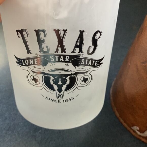 Texas Lone Star State Frosted Glass & Leather Holder - Picture 3 of 9